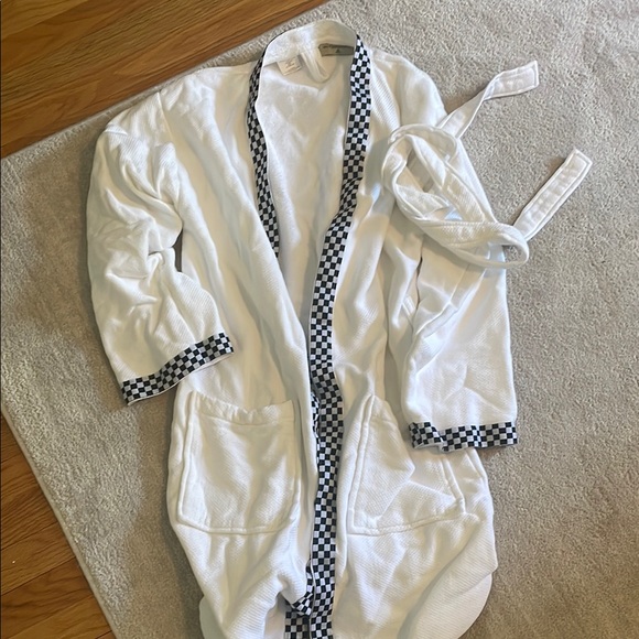 MacKenzie-Childs Other - Mackenzie Childs White Robe with Checkered Trim